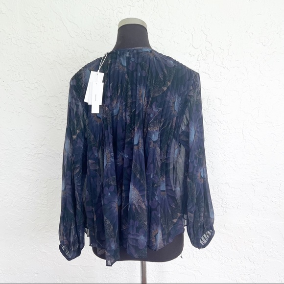 Vince Deco Floral Long Sleeve Pleated Blouse - Picture 9 of 10